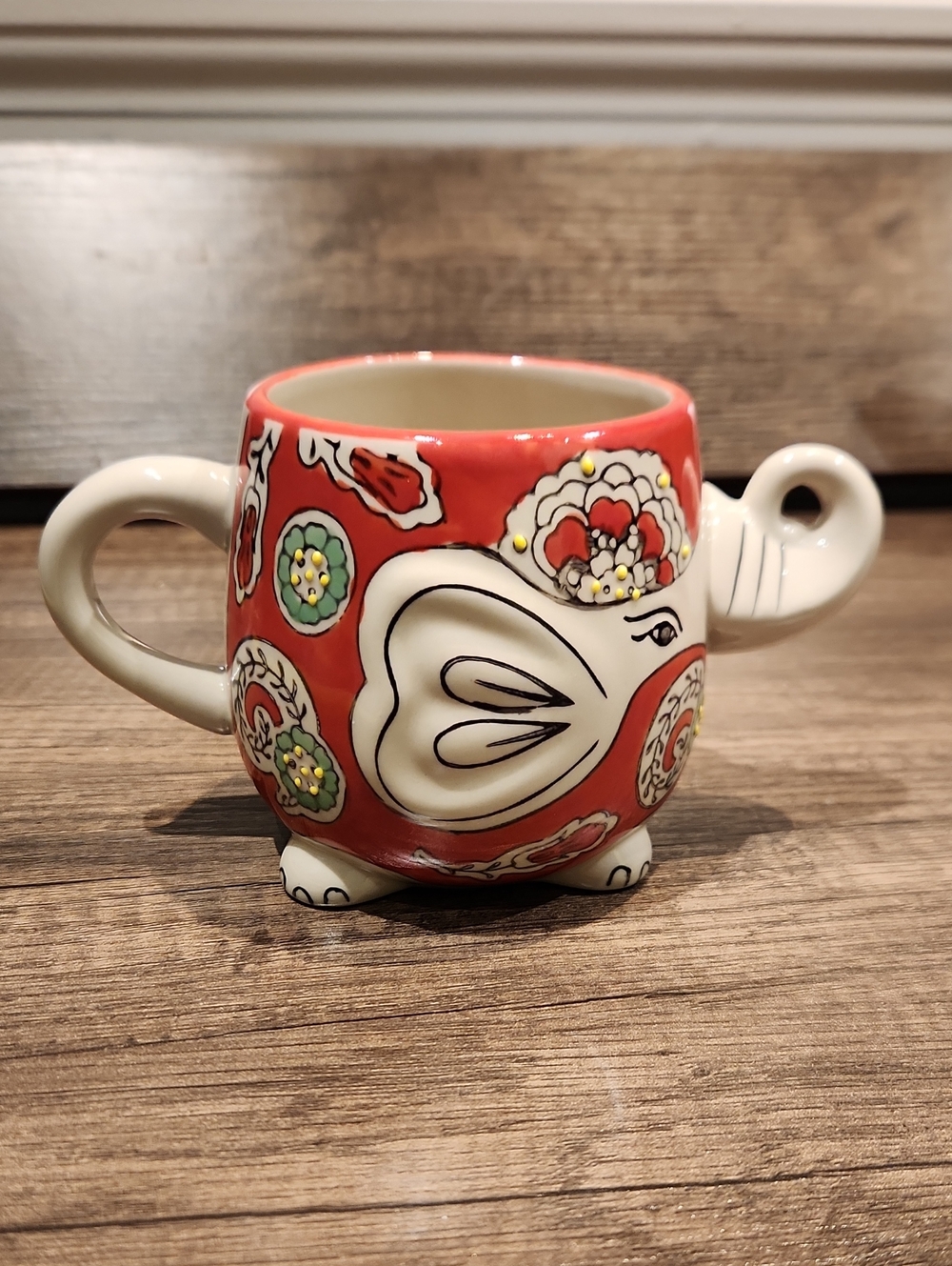 EUC Royal Hand-Painted Red Elephant Ceramic Cup - Home Art